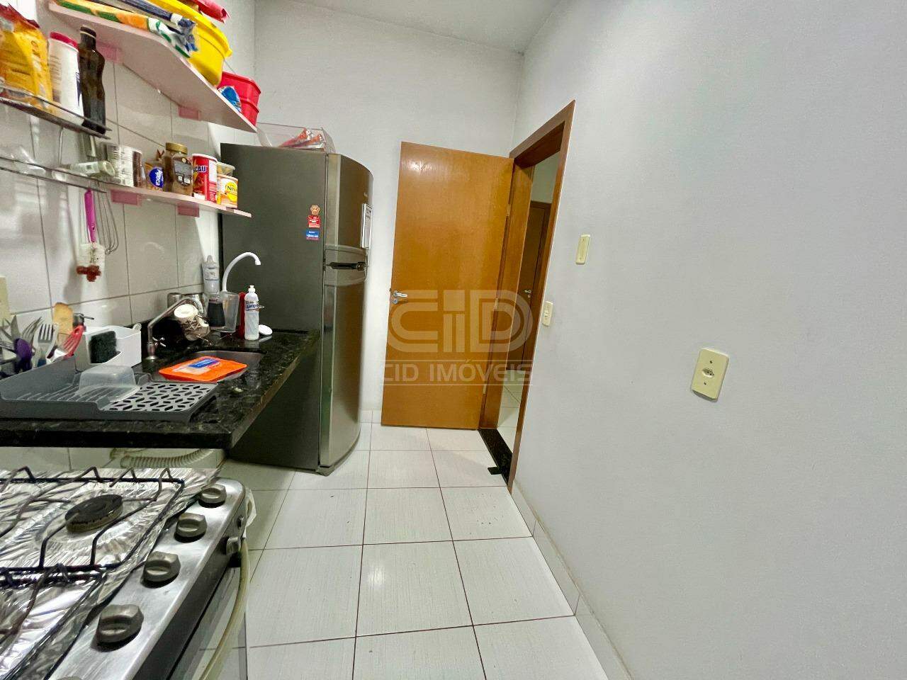 Apartamento com 2 quartos no Condomínio Jardim das Torres