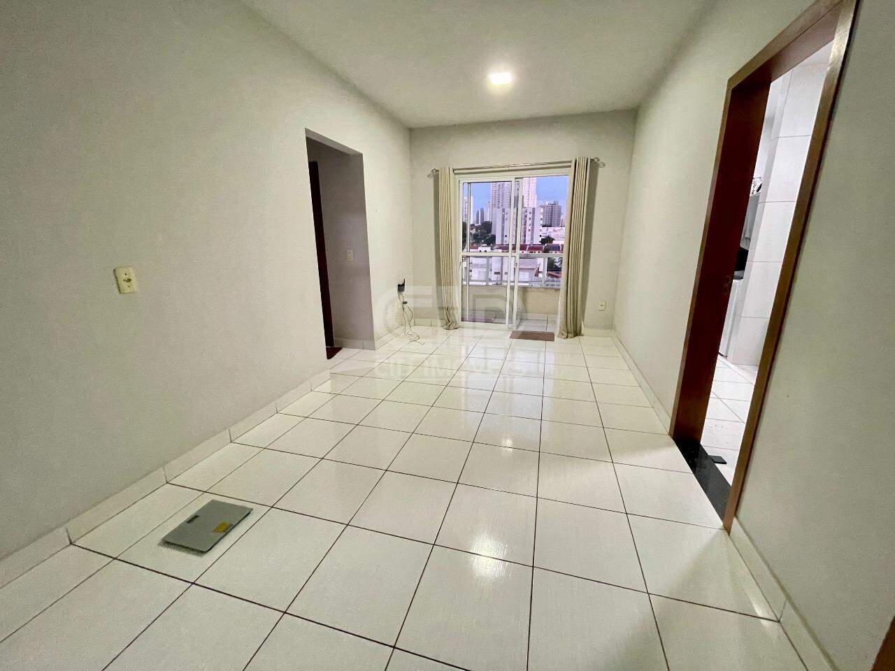 Apartamento com 2 quartos no Condomínio Jardim das Torres