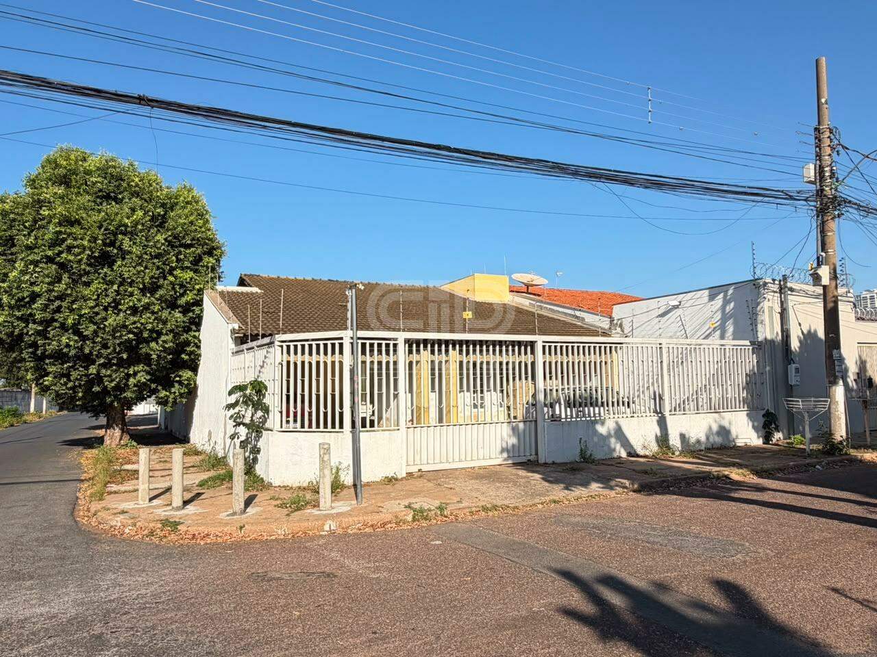 Casa, 4 quartos, 360 m² - Foto 1