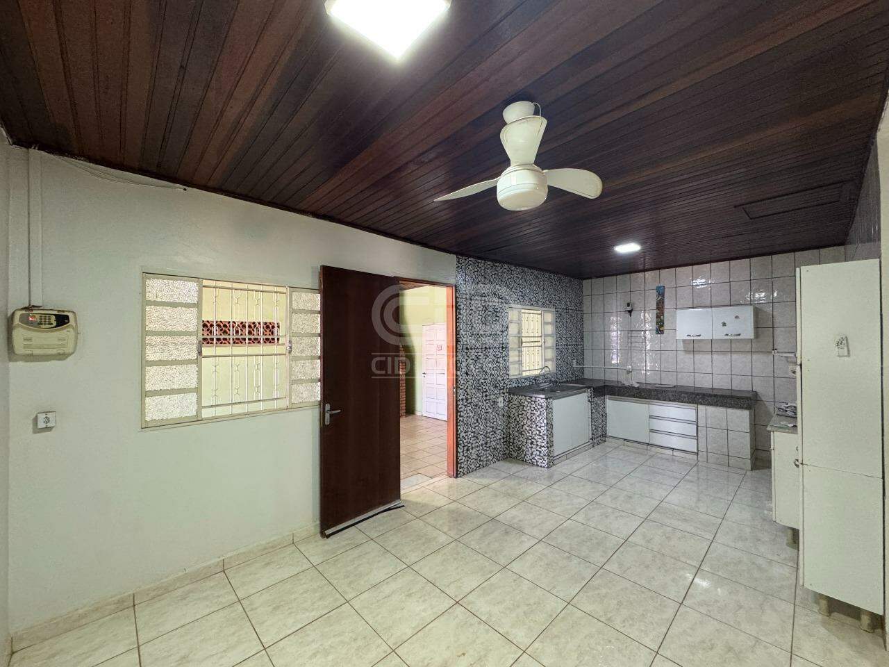 Casa, 2 quartos, 195 m² - Foto 15