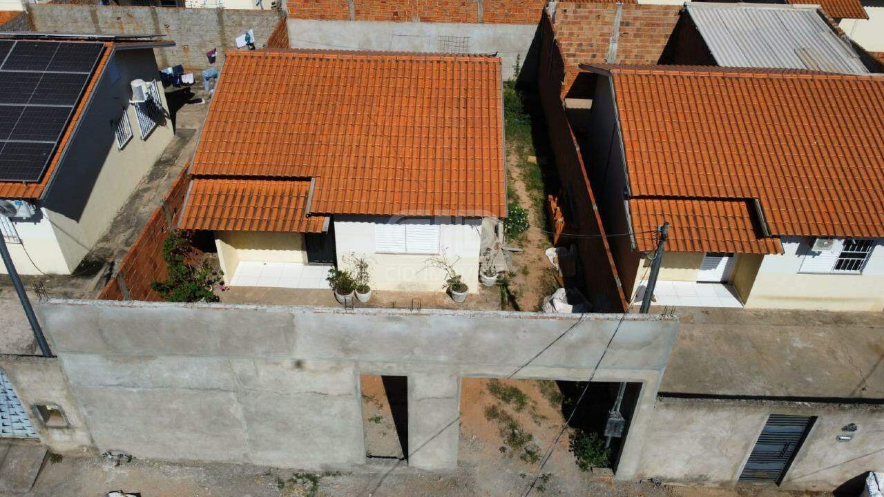 Casa, 2 quartos, 48 m² - Foto 2