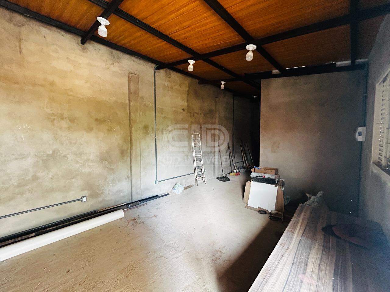 Barracão com 436m² no Bairro São Roque