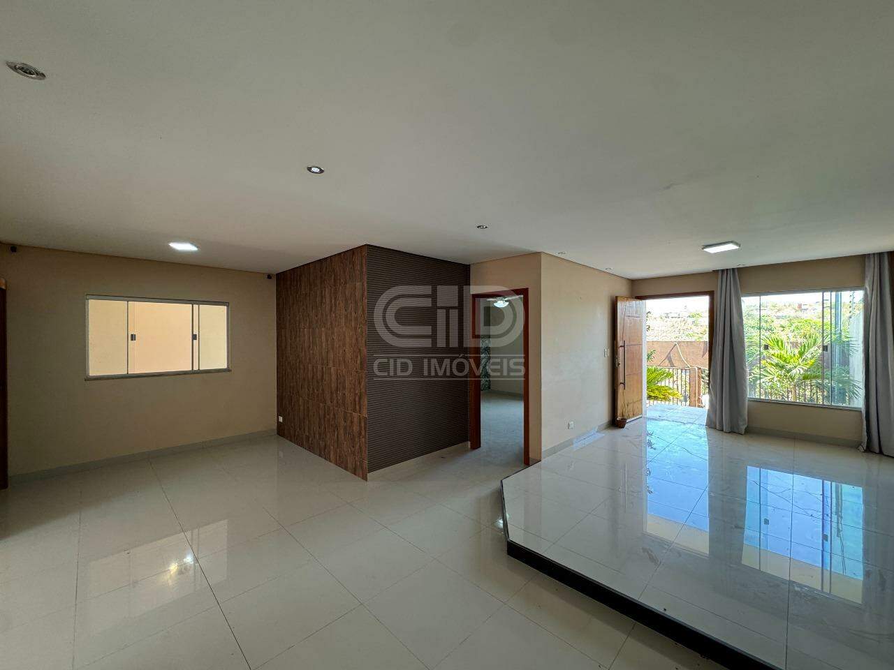 Sobrado, 5 quartos, 308 m² - Foto 3