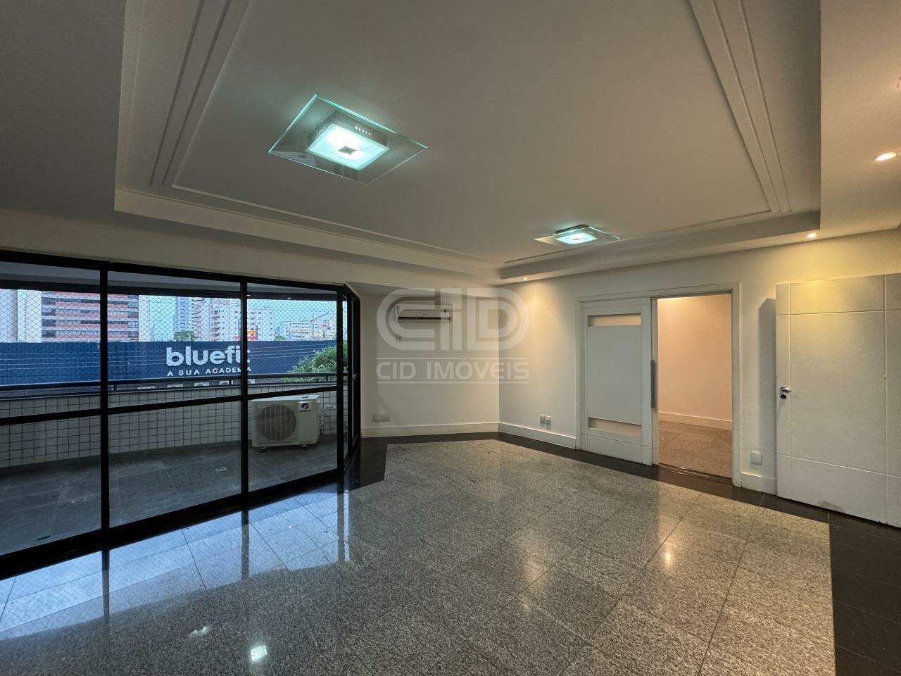 Apartamento, 3 quartos, 157 m² - Foto 2