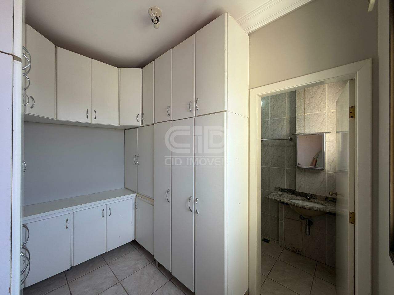 Apartamento à venda no Bosque da Saúde: 