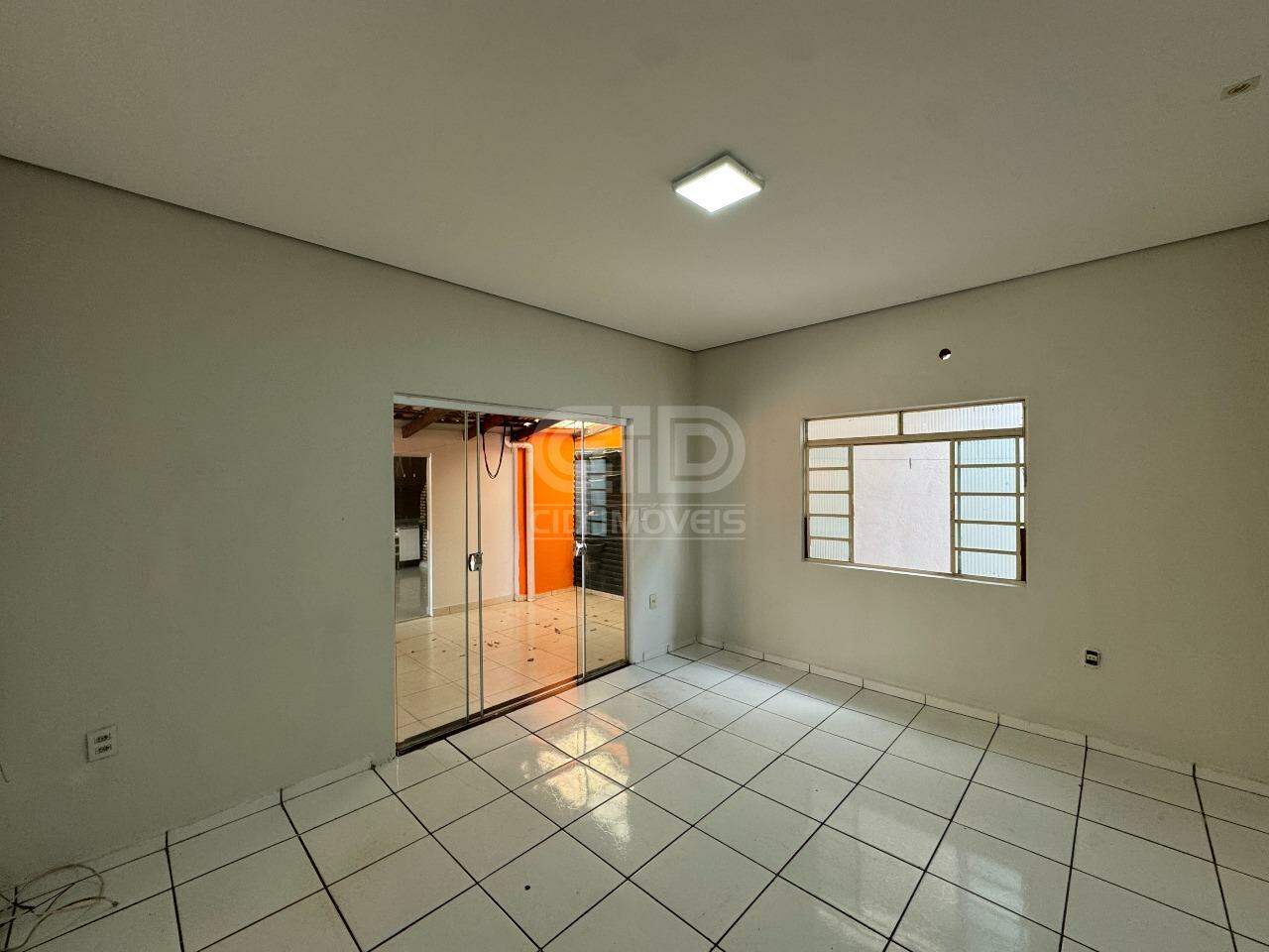 Casa com 4 Quartos no Centro Sul de Várzea Grande