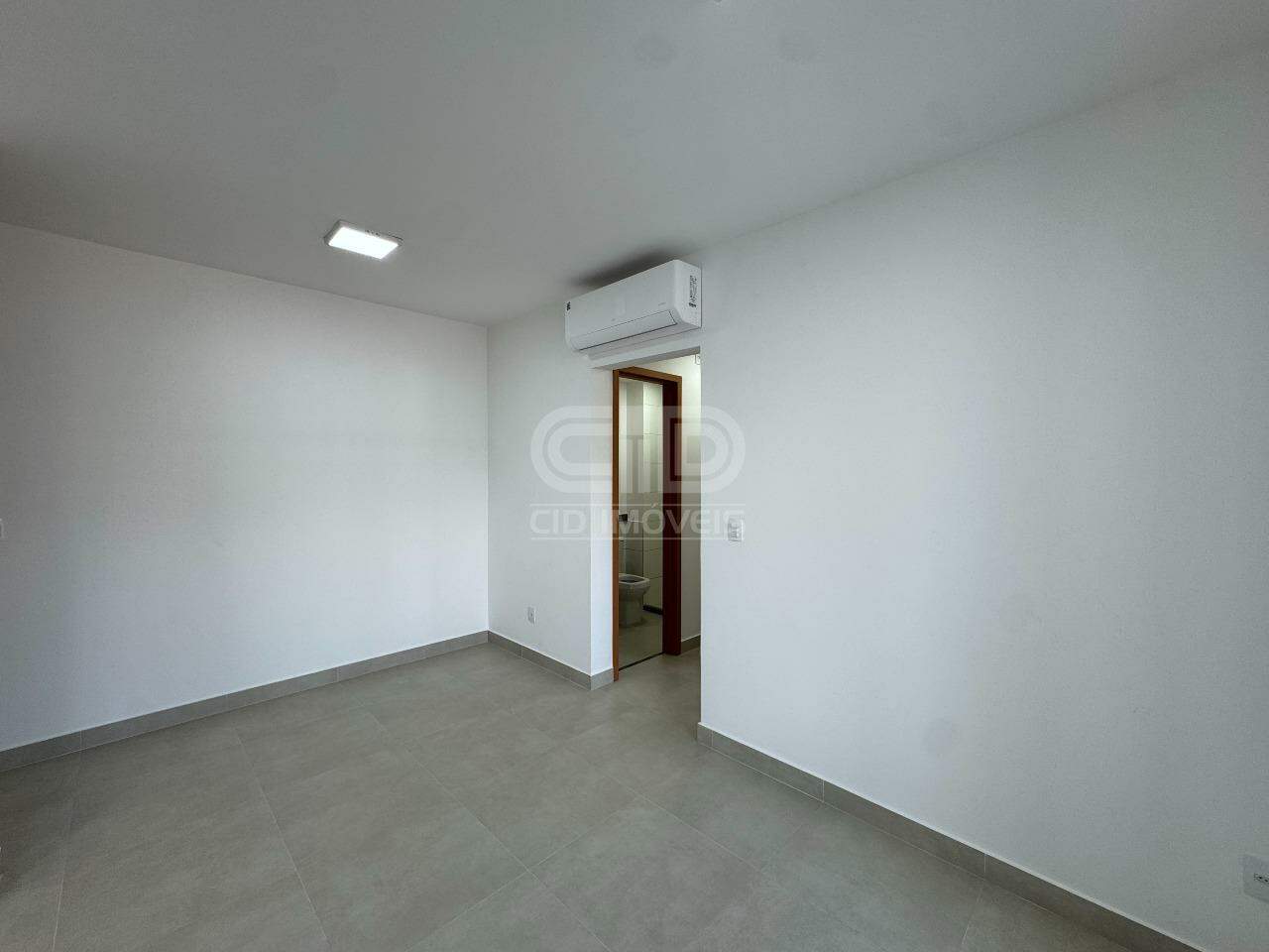 Apartamento com 2 Quartos no Edifício Villaggio Volare