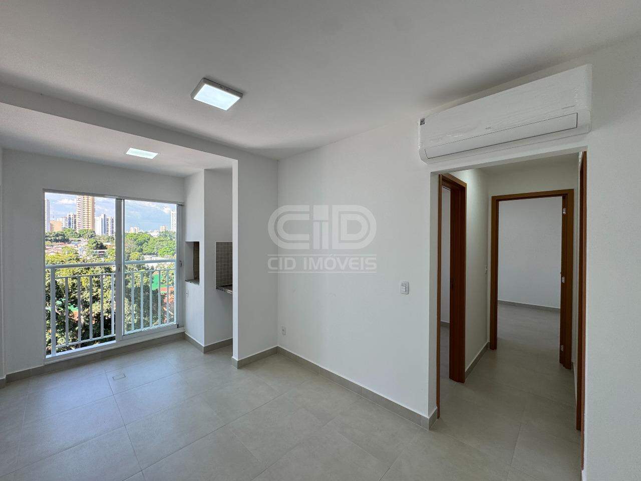 Apartamento com 2 Quartos no Edifício Villaggio Volare