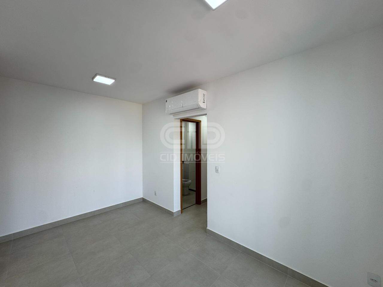 Apartamento com 2 Quartos no Edifício Villaggio Volare