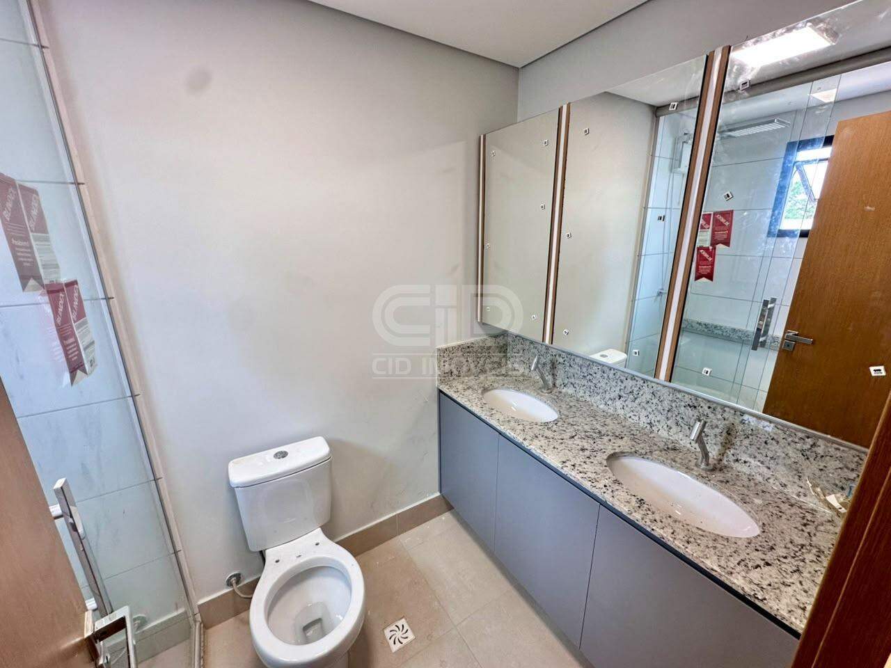 Casa em Condomínio para aluguel no Santa Cruz: 