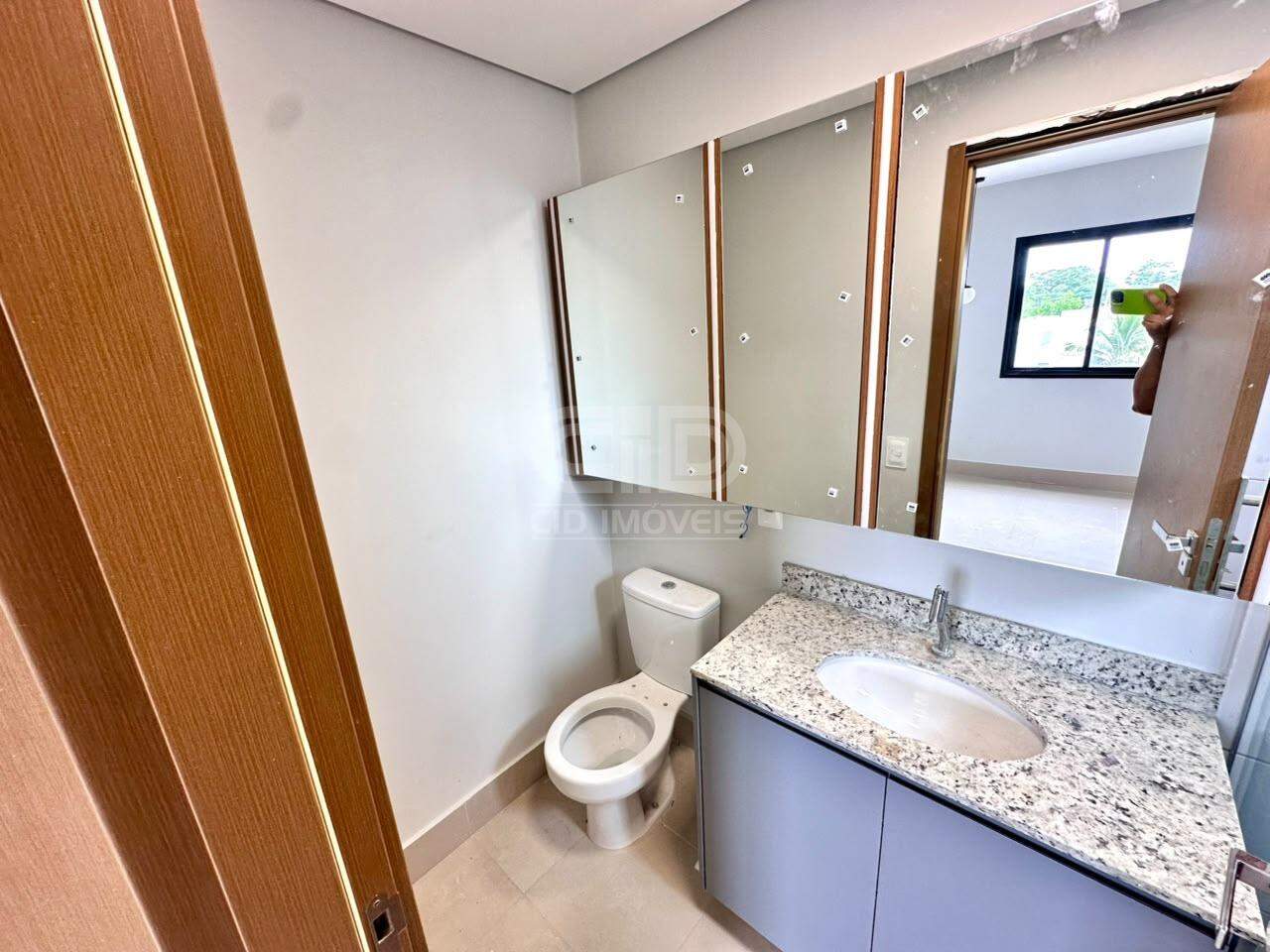 Casa em Condomínio para aluguel no Santa Cruz: 