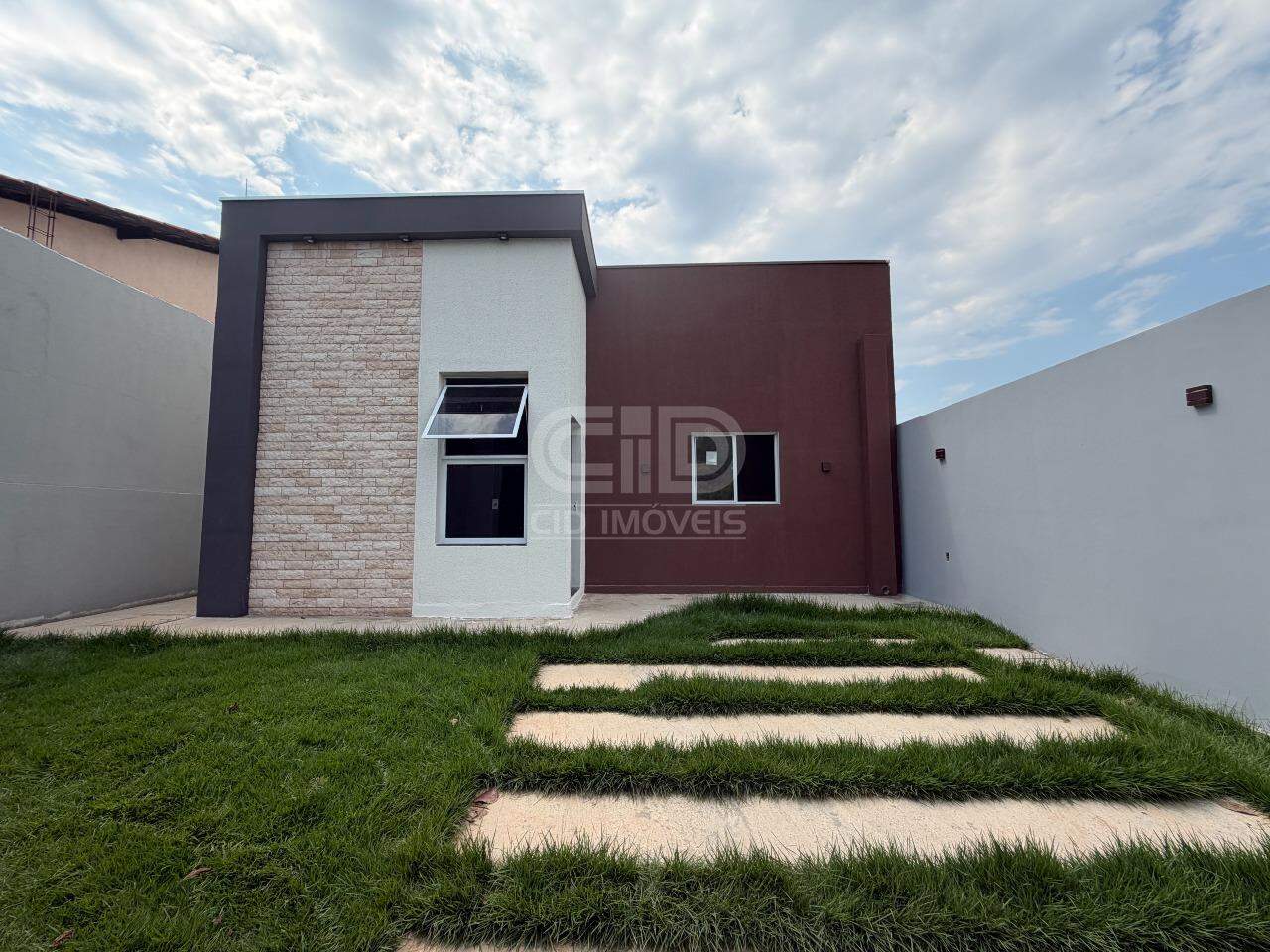 Casa, 2 quartos, 85 m² - Foto 1