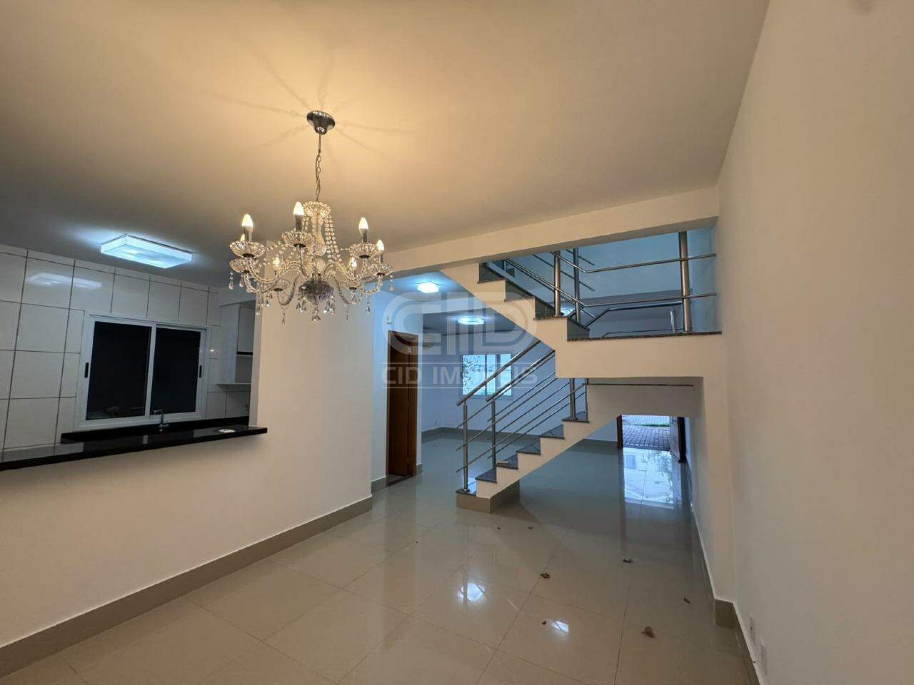 Casa em Condomínio para aluguel no Santa Cruz: 
