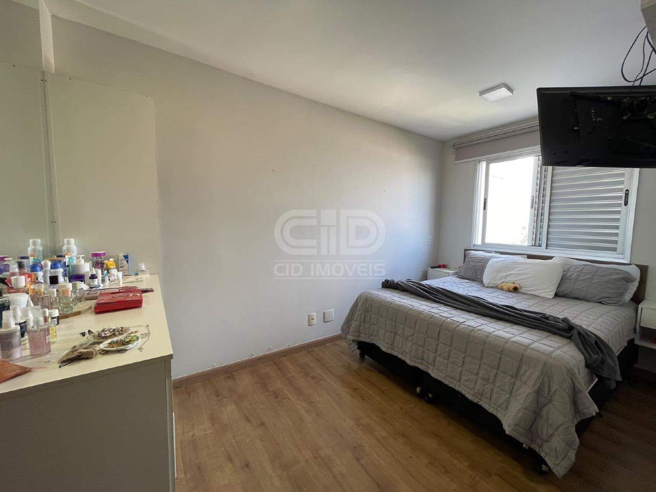 Apartamento à venda no Jardim Califórnia: 