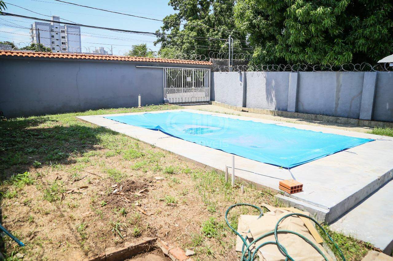 Sobrado para aluguel no Jardim Santa Marta: 