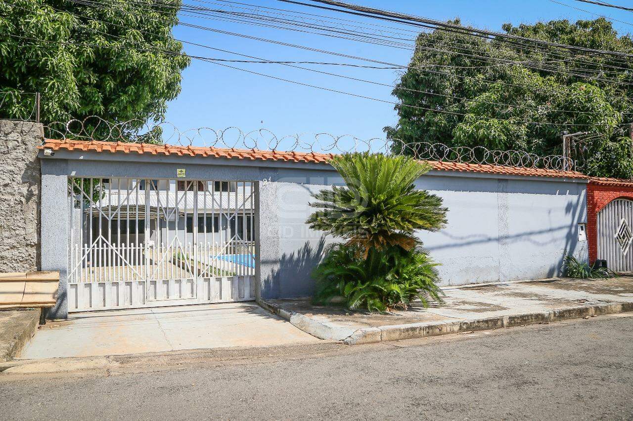 Sobrado para aluguel no Jardim Santa Marta: 