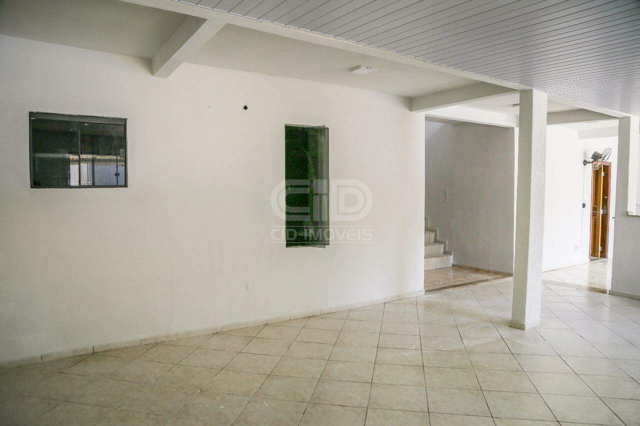 Sobrado para aluguel no Jardim Santa Marta: 