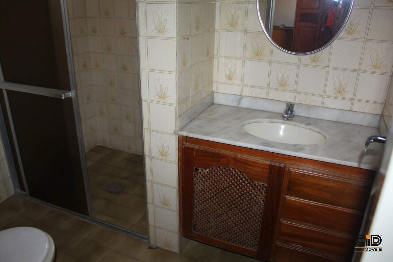 Casa à venda com 3 quartos, 201m² - Foto 12