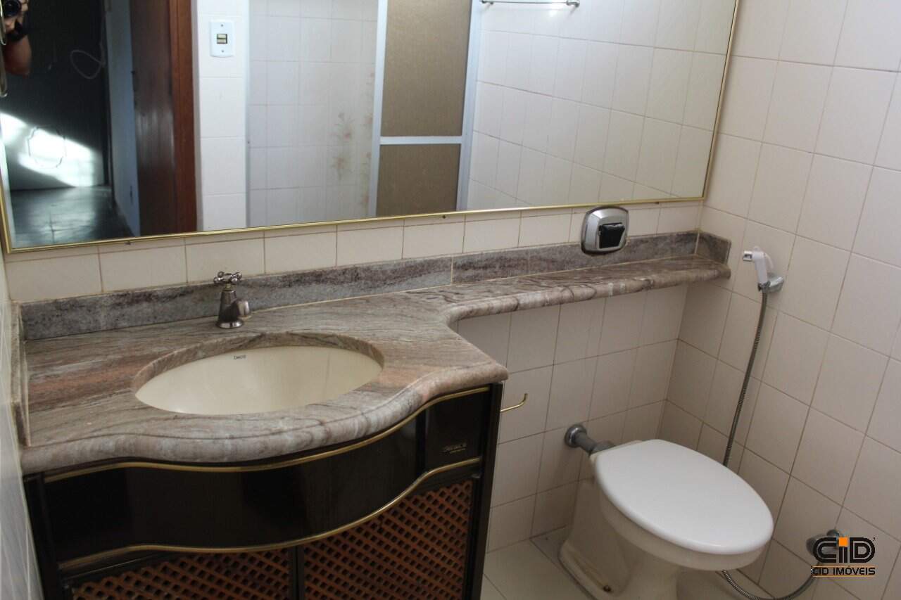 Casa à venda com 3 quartos, 201m² - Foto 16