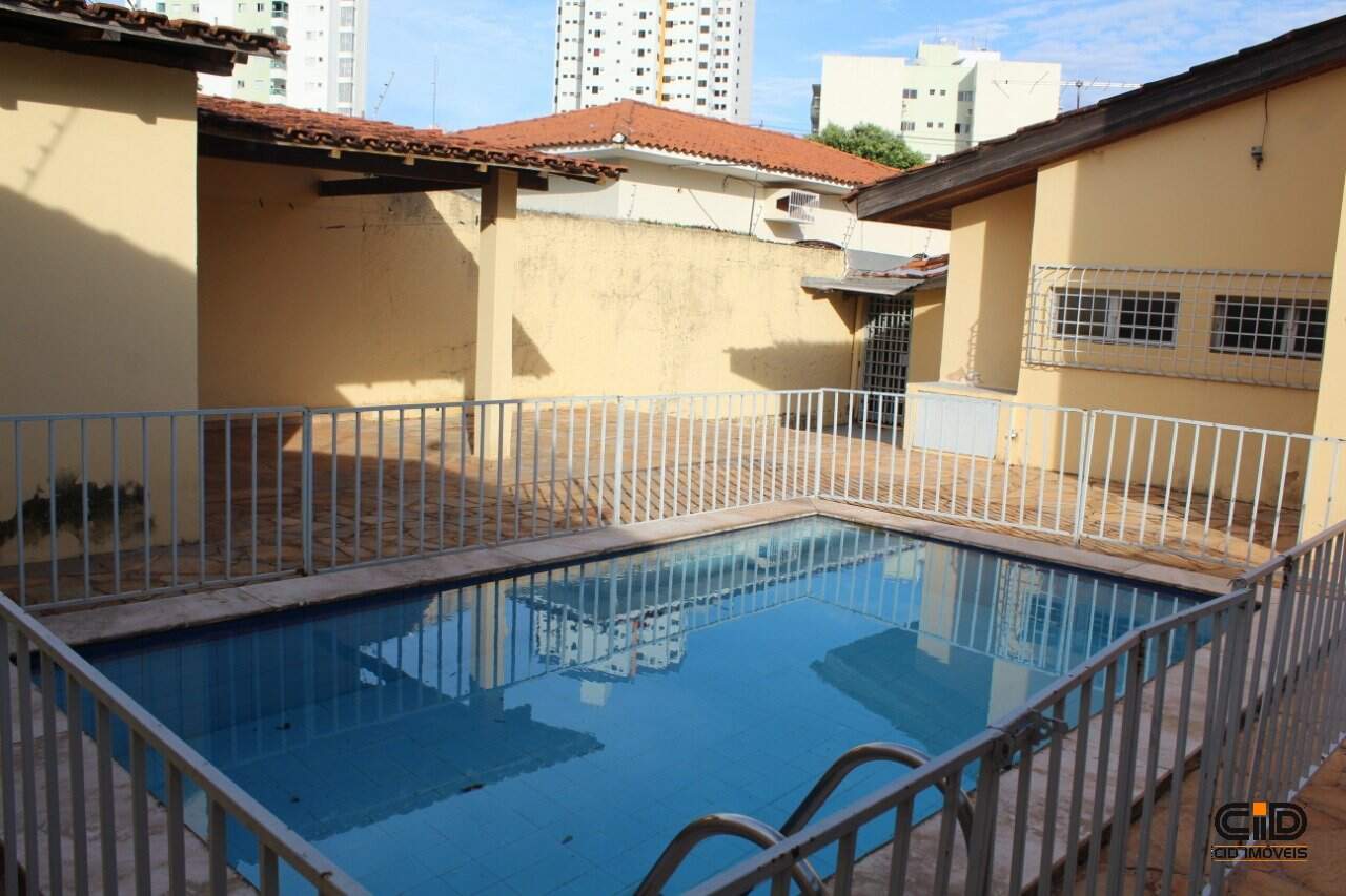 Casa à venda com 3 quartos, 201m² - Foto 25