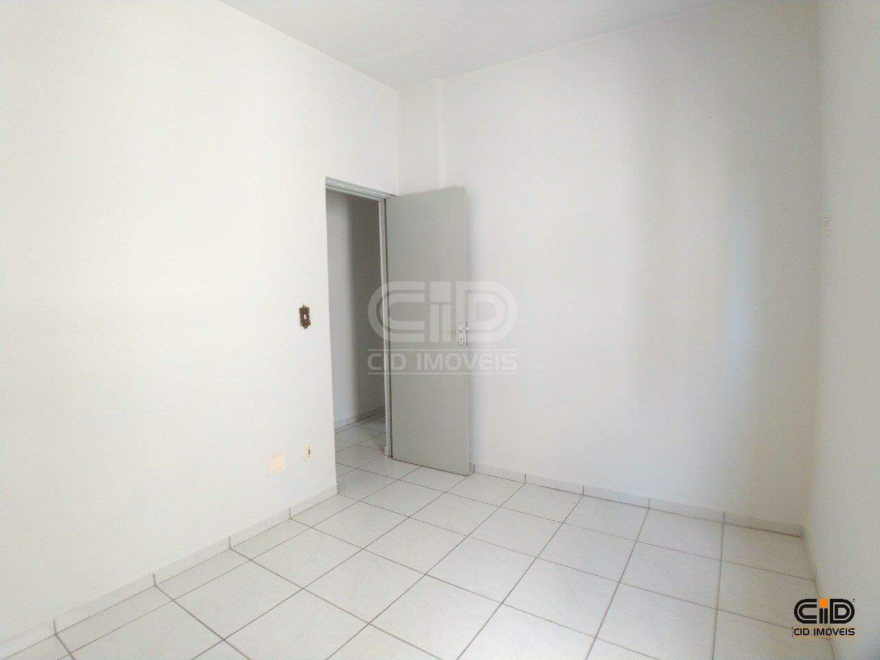 Apartamento à venda com 3 quartos, 95m² - Foto 5