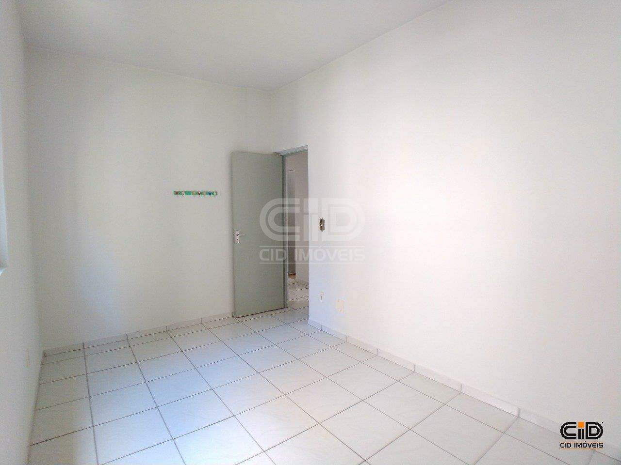 Apartamento à venda com 3 quartos, 95m² - Foto 8