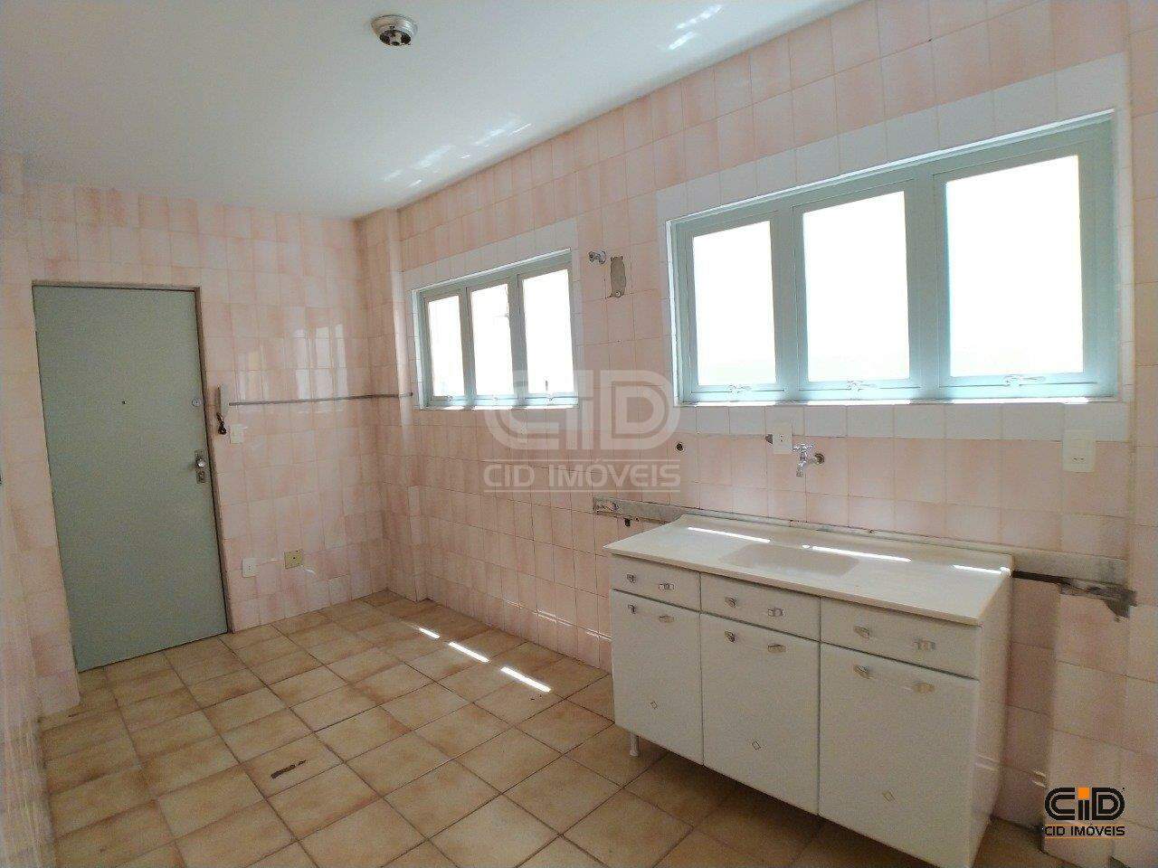 Apartamento à venda com 3 quartos, 95m² - Foto 12