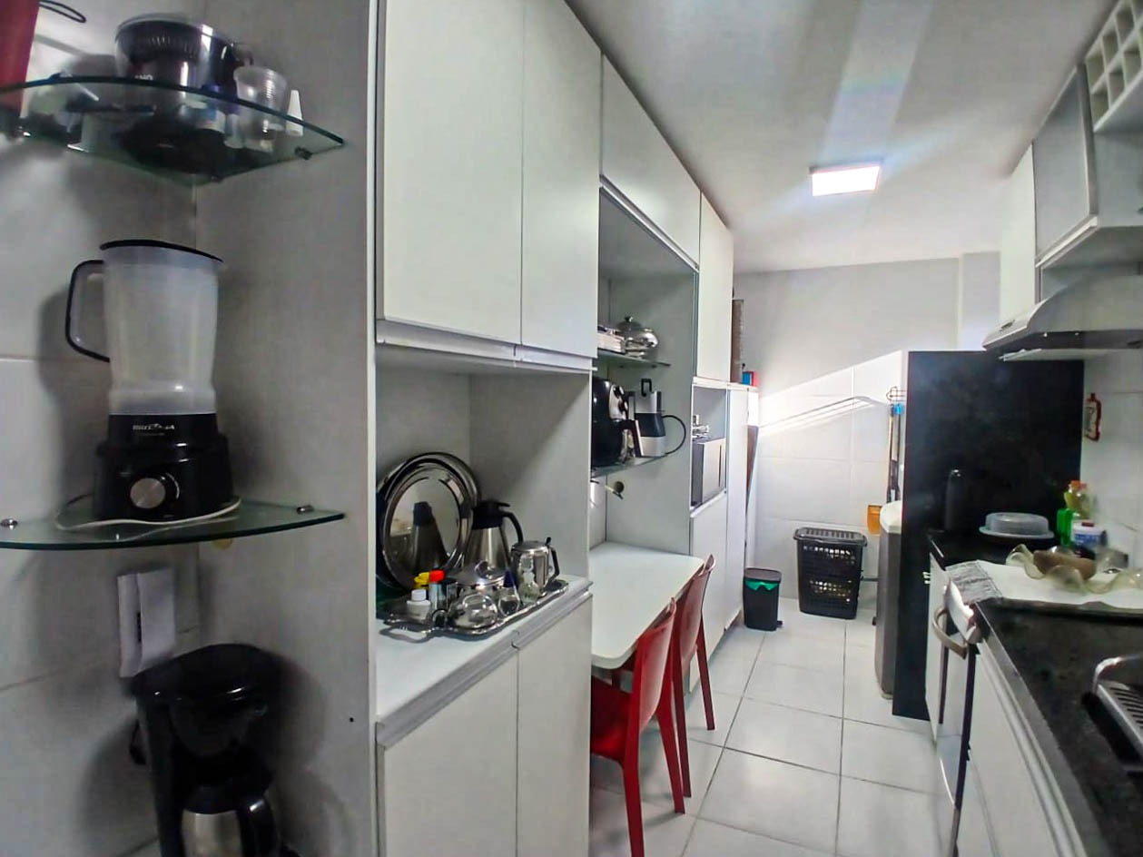 Apartamento à venda no Intermares: 