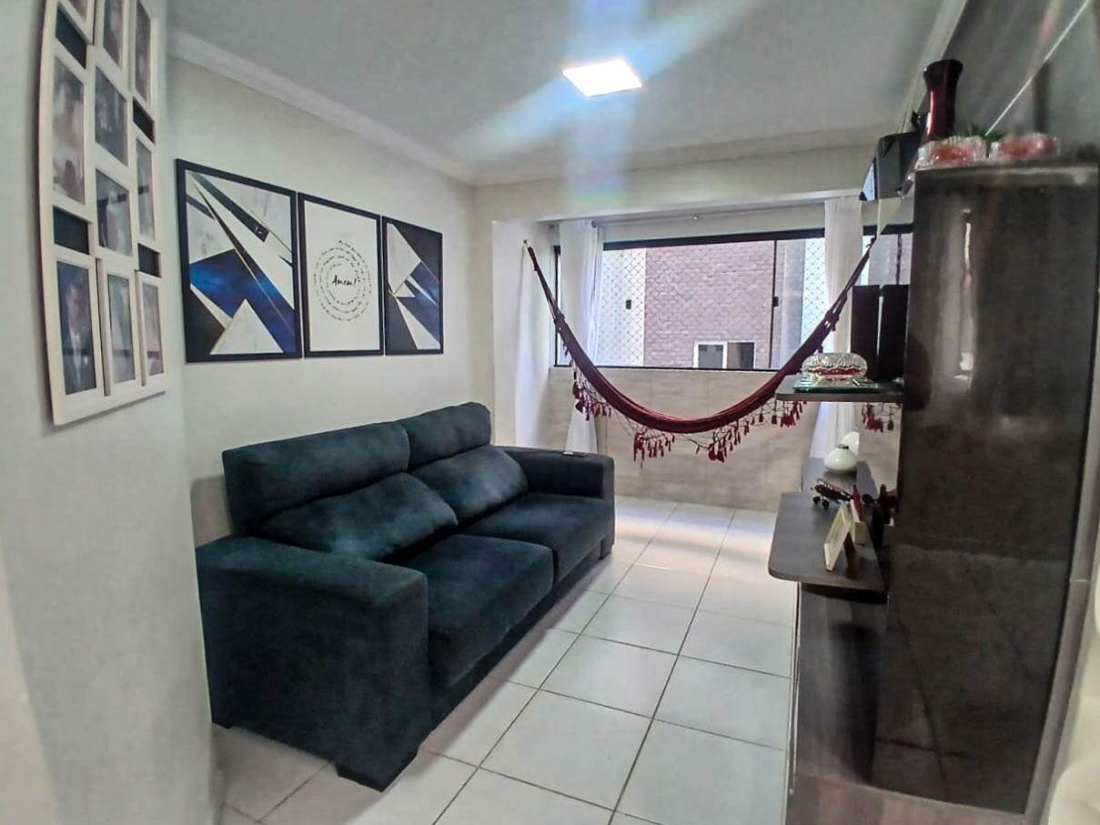 Apartamento à venda no Intermares: 