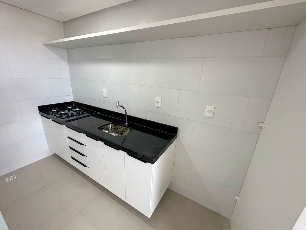 Apartamento para aluguel no Intermares: 