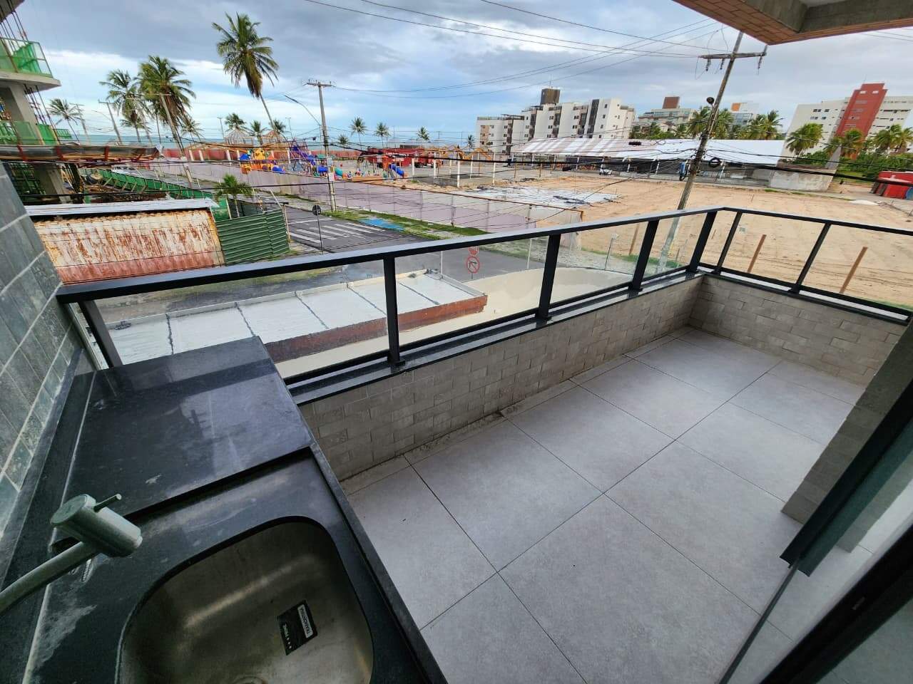 Apartamento à venda no Intermares: 
