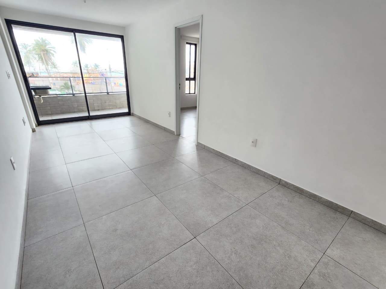 Apartamento à venda no Intermares: 