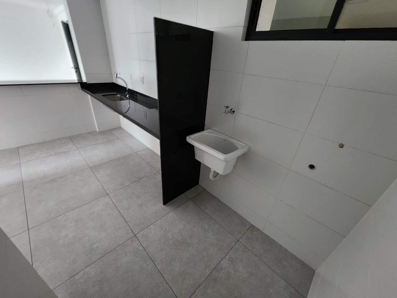 Apartamento à venda no Intermares: 