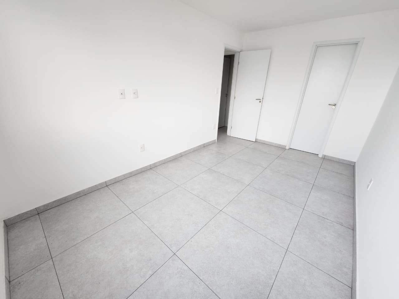 Apartamento à venda no Intermares: 