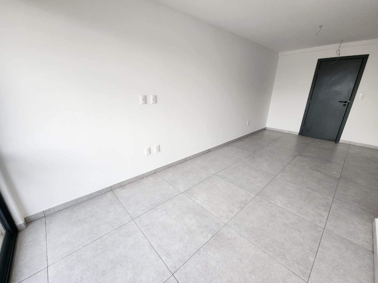 Apartamento à venda no Intermares: 