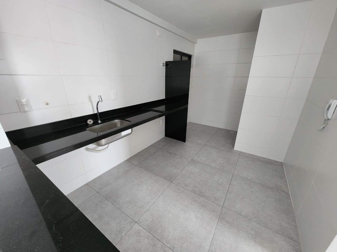 Apartamento à venda no Intermares: 