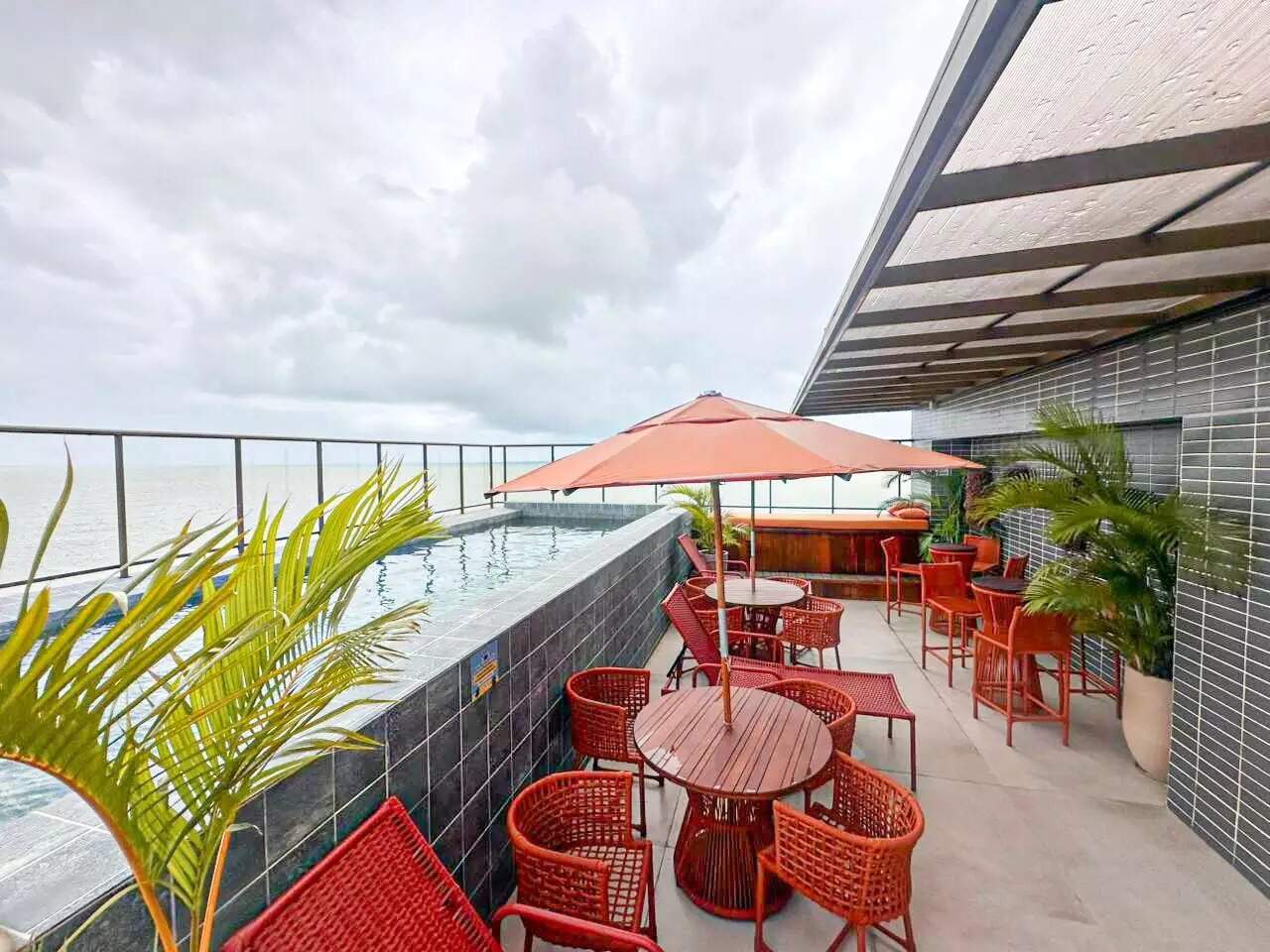 Flat à venda no Ponta de Matos: 