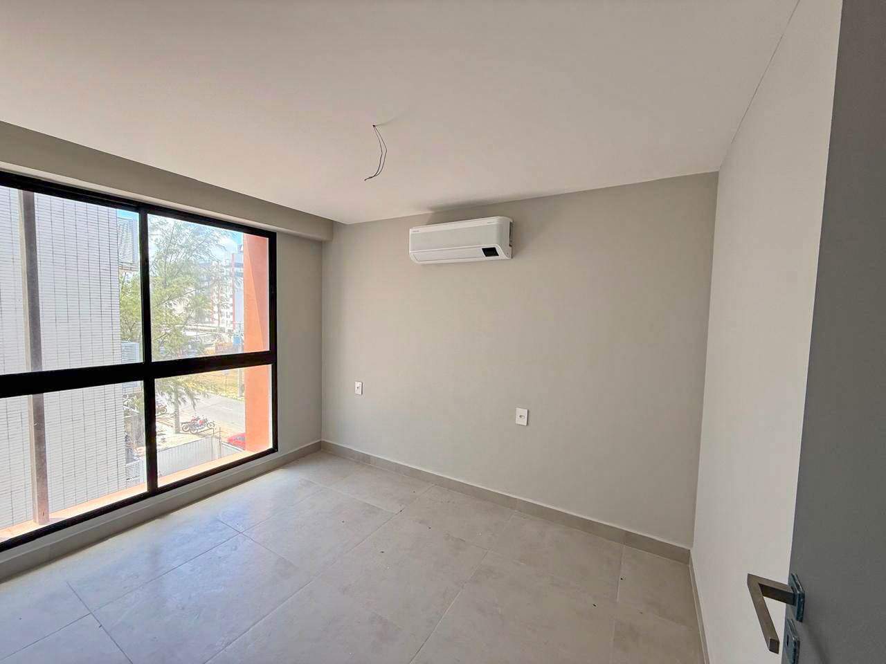 Apartamento à venda no Intermares: 