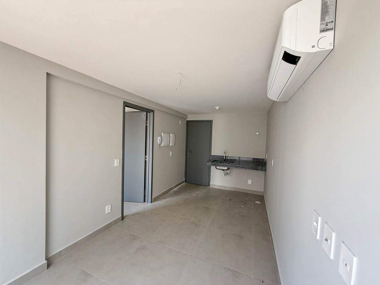 Apartamento à venda no Intermares: 