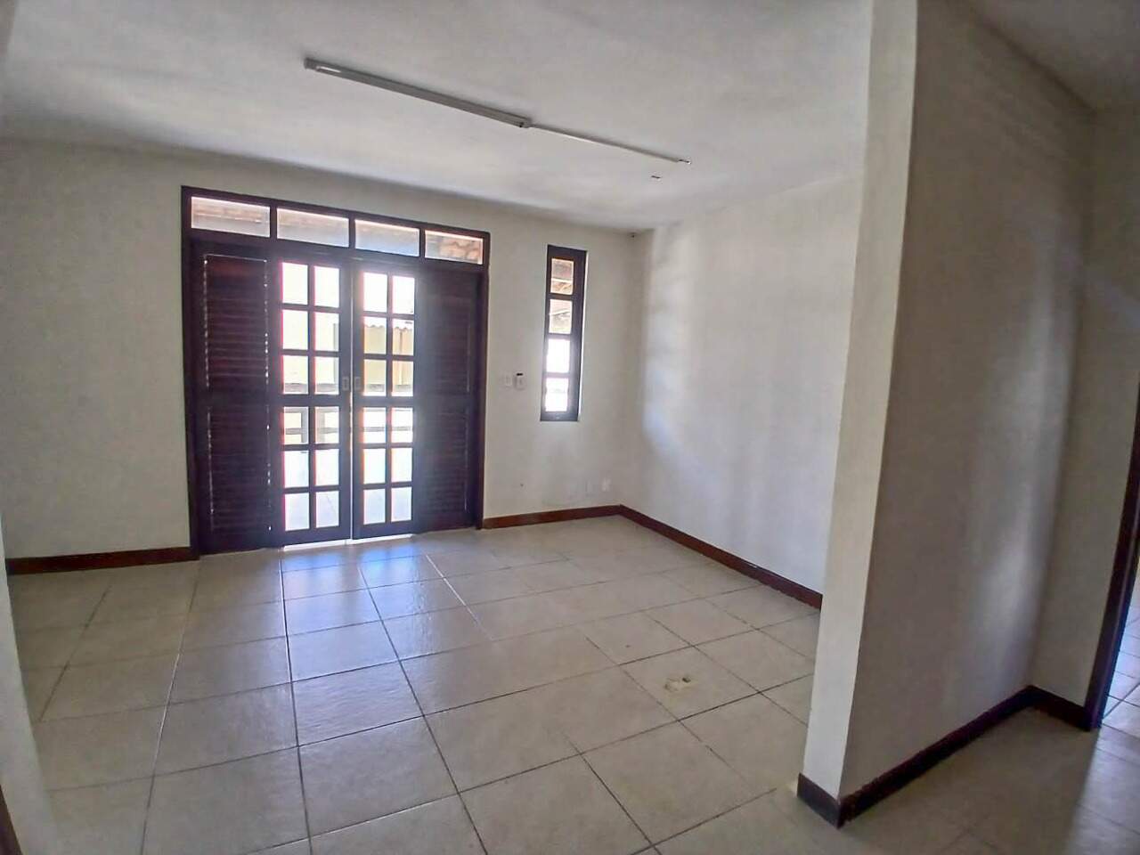 Casa à venda no Intermares: 