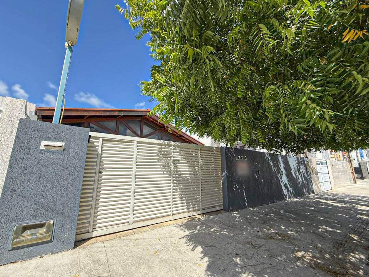 Casa à venda no Aeroclube: 