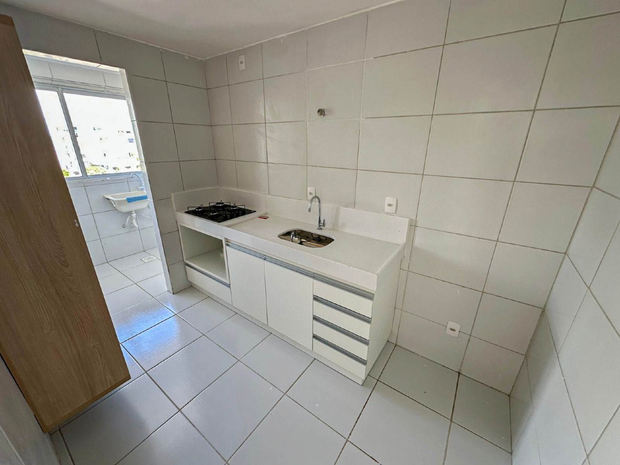 Apartamento para aluguel no Intermares: 