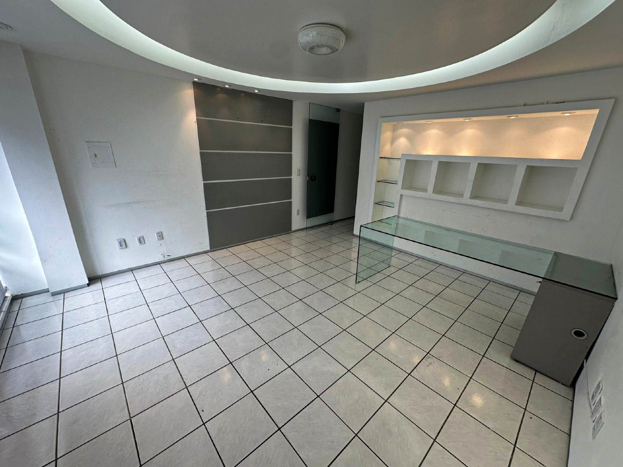 Sala comercial à venda no Manaíra: 