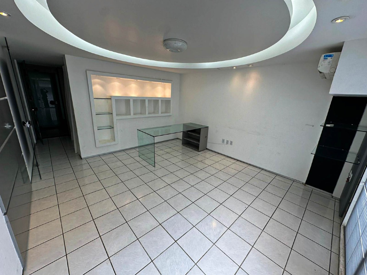 Sala comercial à venda no Manaíra: 