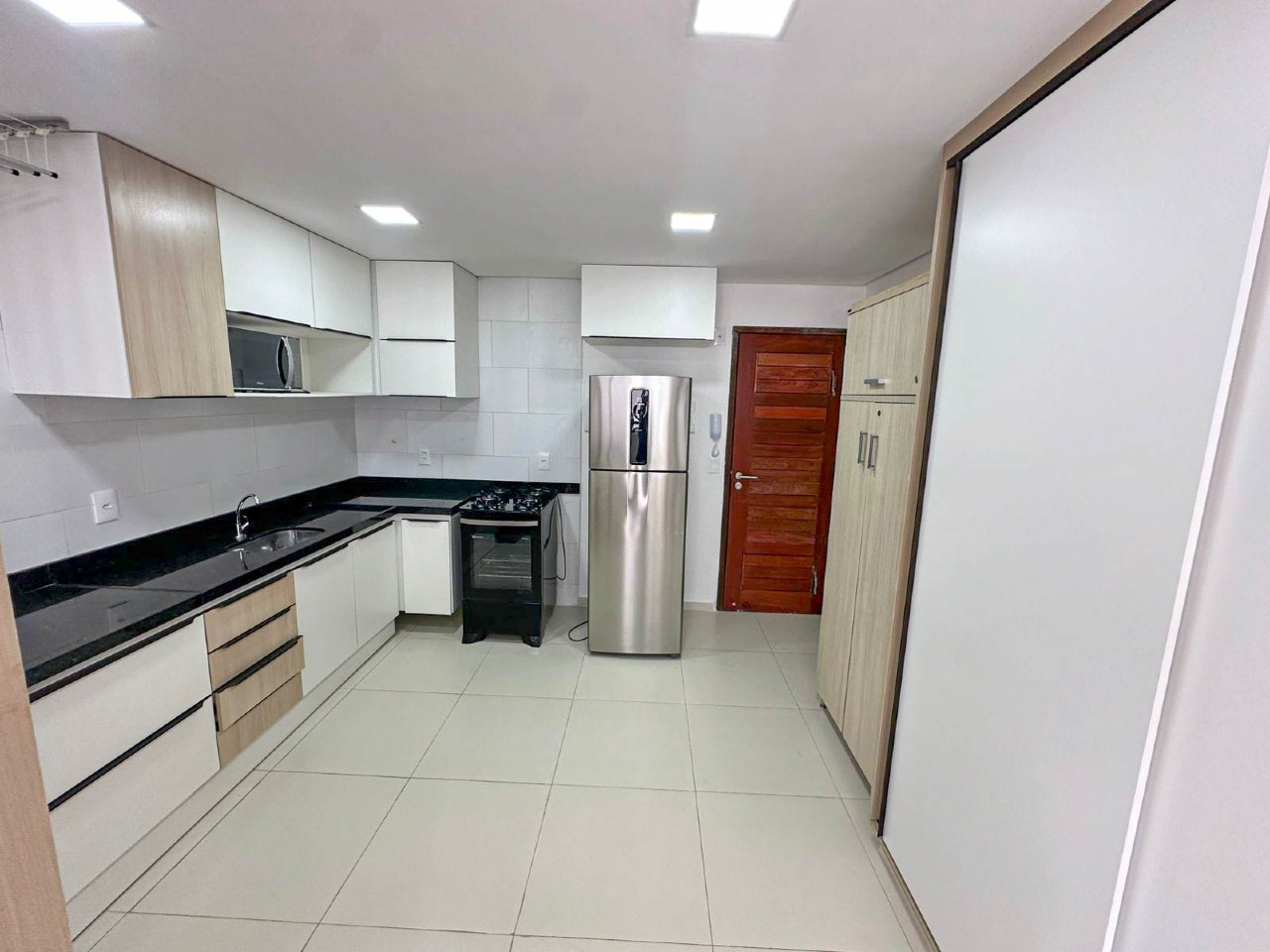 Flat para aluguel no Jardim Oceania: 