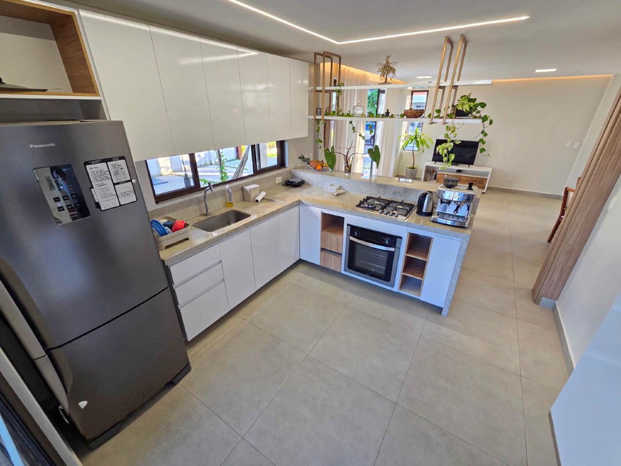 Casa em Condominio à venda no Intermares: 