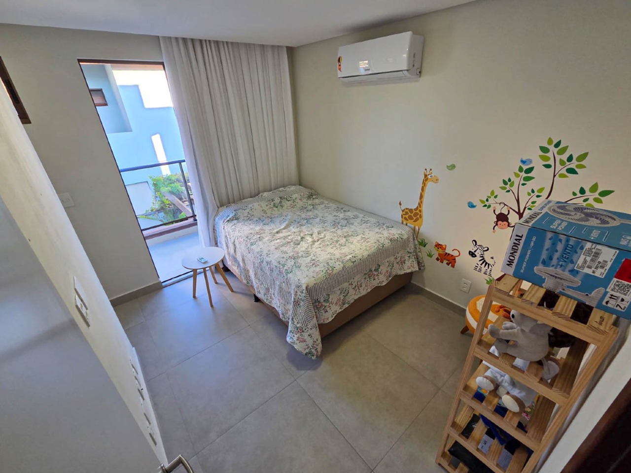 Casa em Condominio à venda no Intermares: 