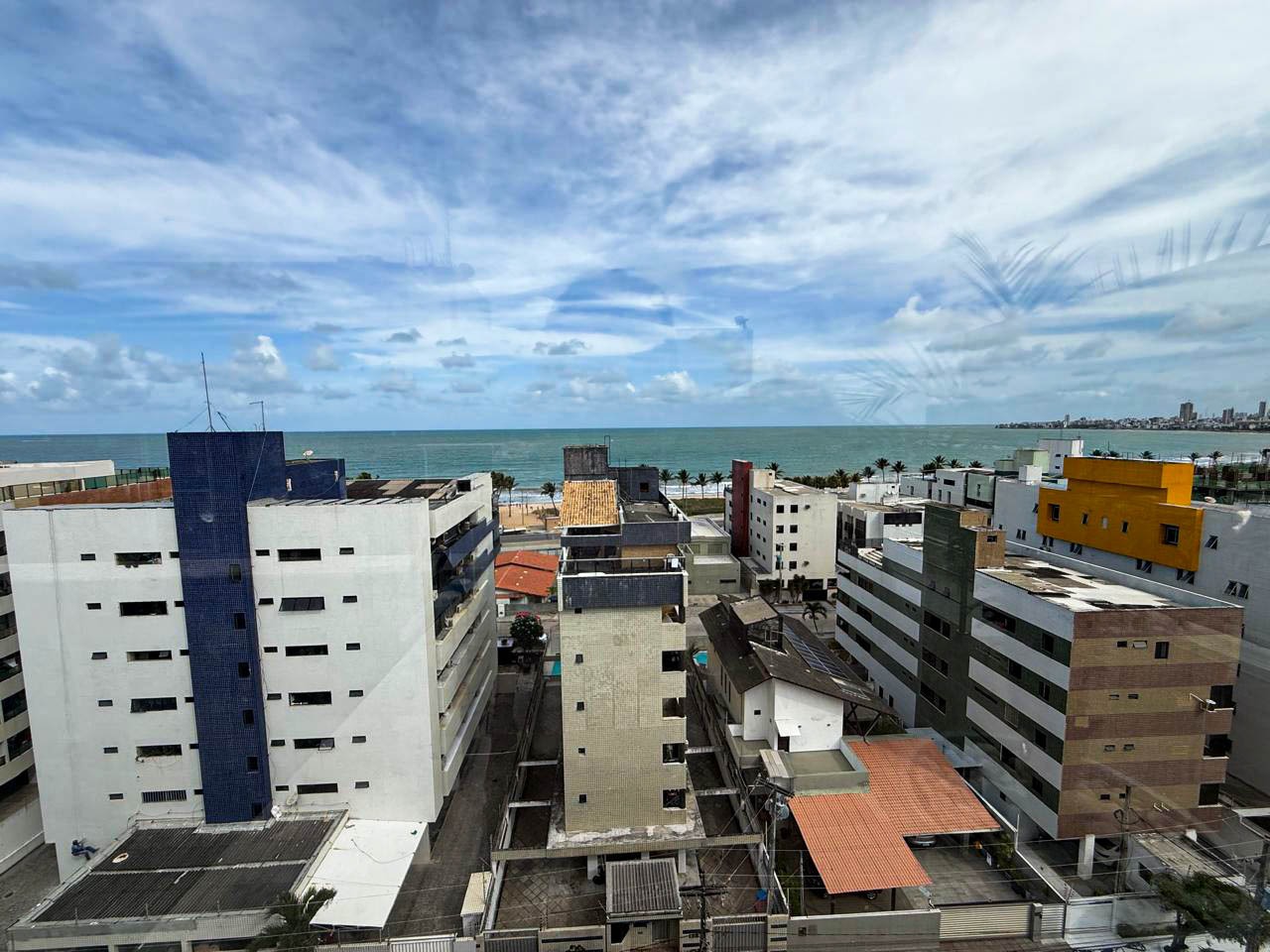 Apartamento à venda no Intermares: 