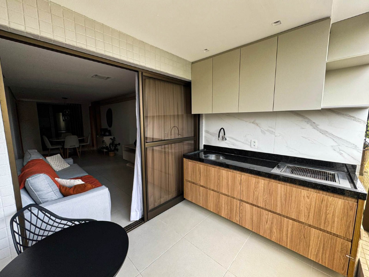 Apartamento à venda no Brisamar: 