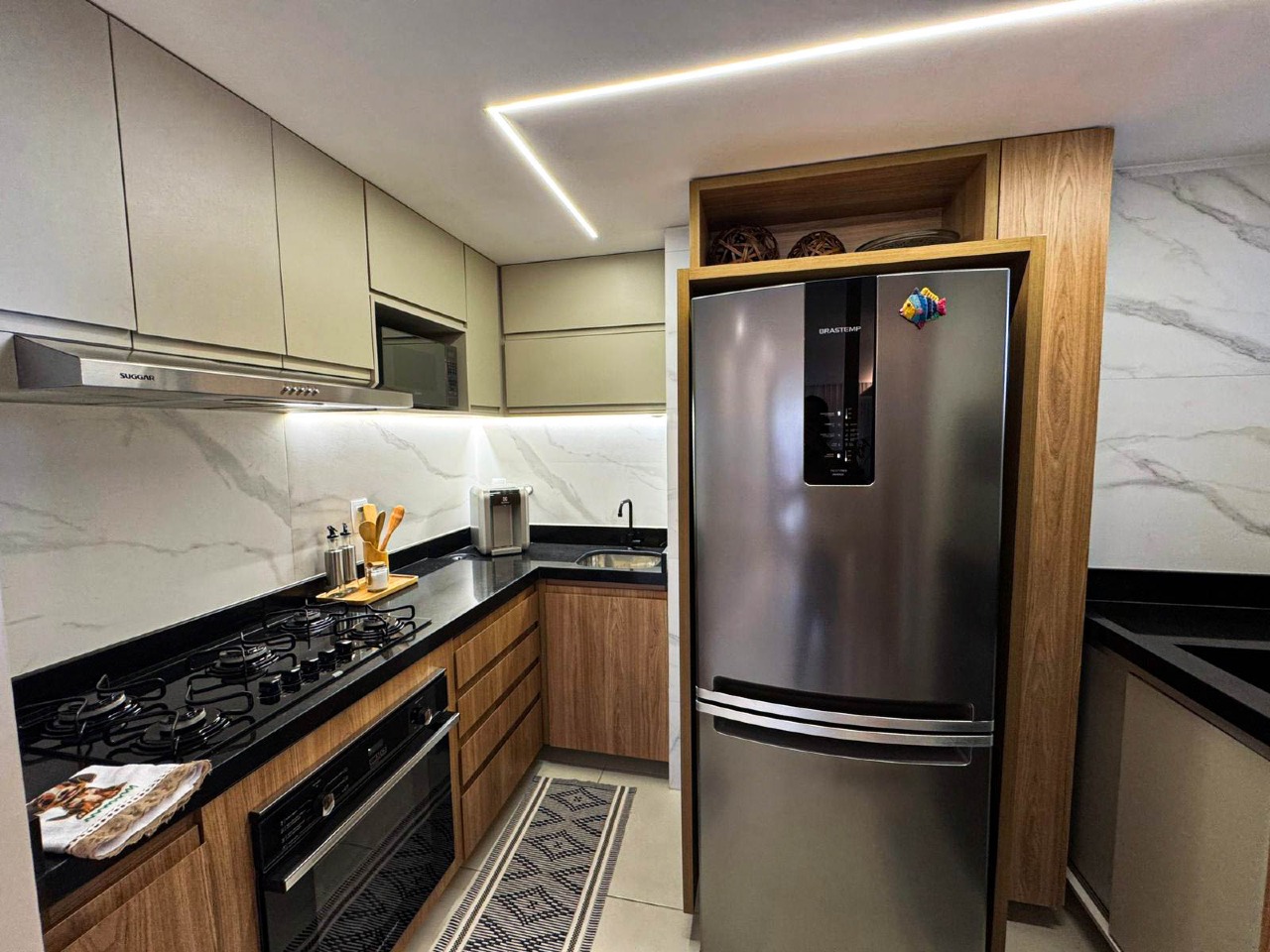 Apartamento à venda no Brisamar: 